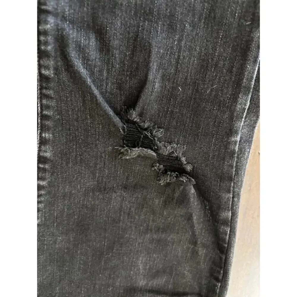 Judy Blue Size 13 x 31 Black Deconstructed Denim Jeans‎